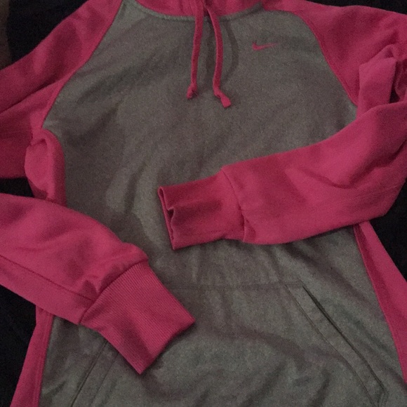 Nike therma fit xs pink and grey sweater - Picture 3 of 3